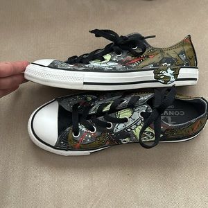 CONVERSE SNEAKERS! DINOVERSE style